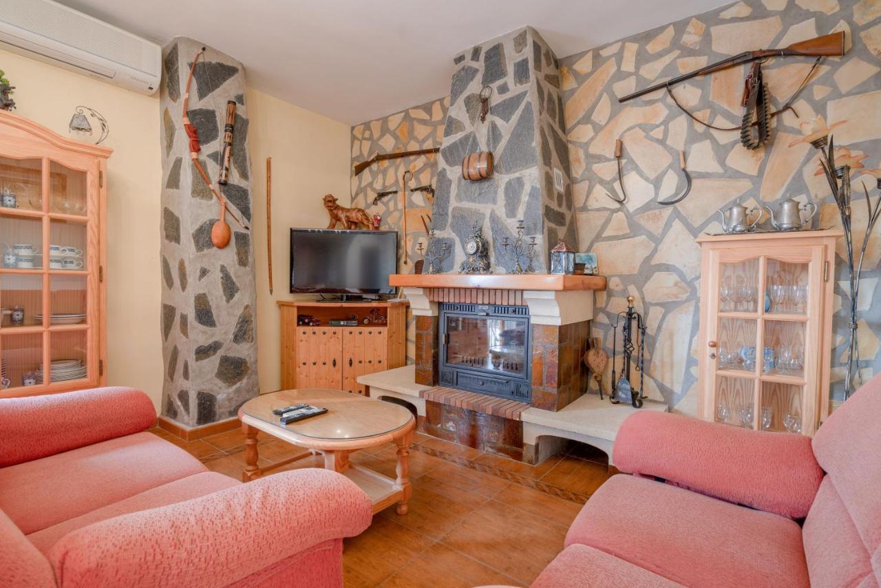 Cortijo La Encina Villa Sayalonga Екстериор снимка